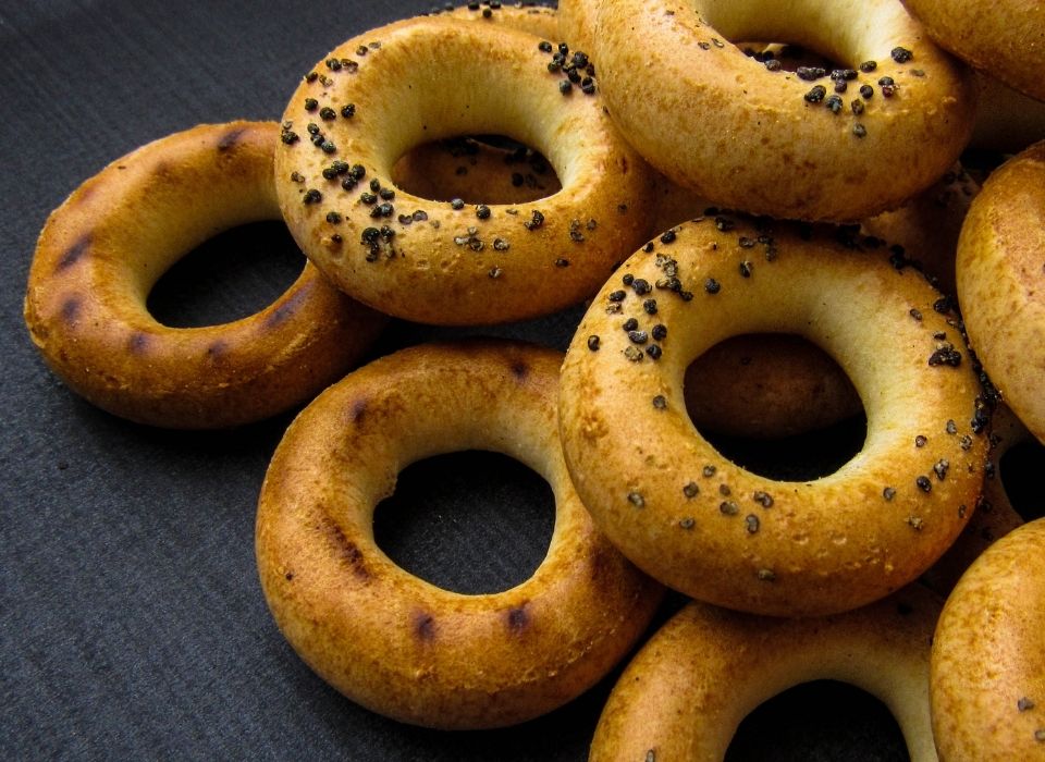 Creative Ways to Use Poppy Seeds Beyond Baking