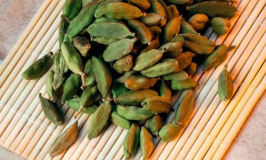 Cardamom and Cooking: Tips and Tricks for Using This Spice in Your Favorite Recipes