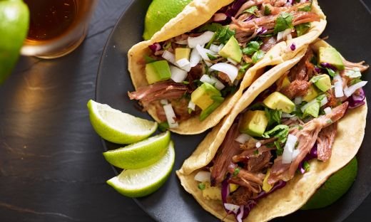The Simplicity of Onion and Cilantro: The Perfect Tacos Topping