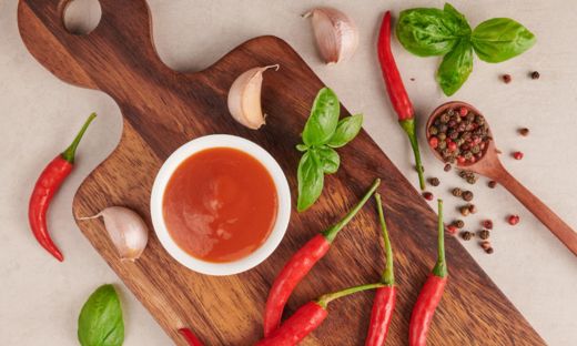 Exploring the Flavorful World of Crushed Red Pepper Sauce