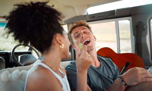 6 Healthy Snacks to Bring When Traveling