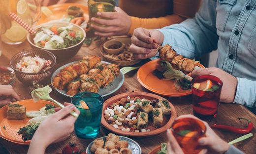 10 Easy Dinner Recipes You Can Make In Under 30 Minutes