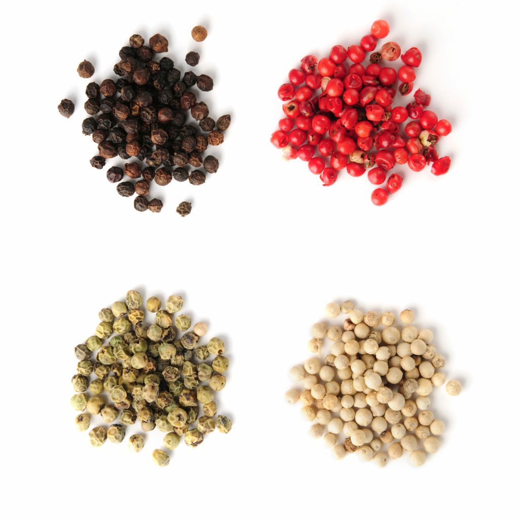 Peppercorn blend uses Culinary applications of peppercorn blend Cooking with 4-color peppercorns Flavor profile of peppercorn blend Incorporating peppercorn blend in dishes 4-color peppercorns in spice mixes Peppercorn blend for seasoning Peppercorn blend and balanced heat